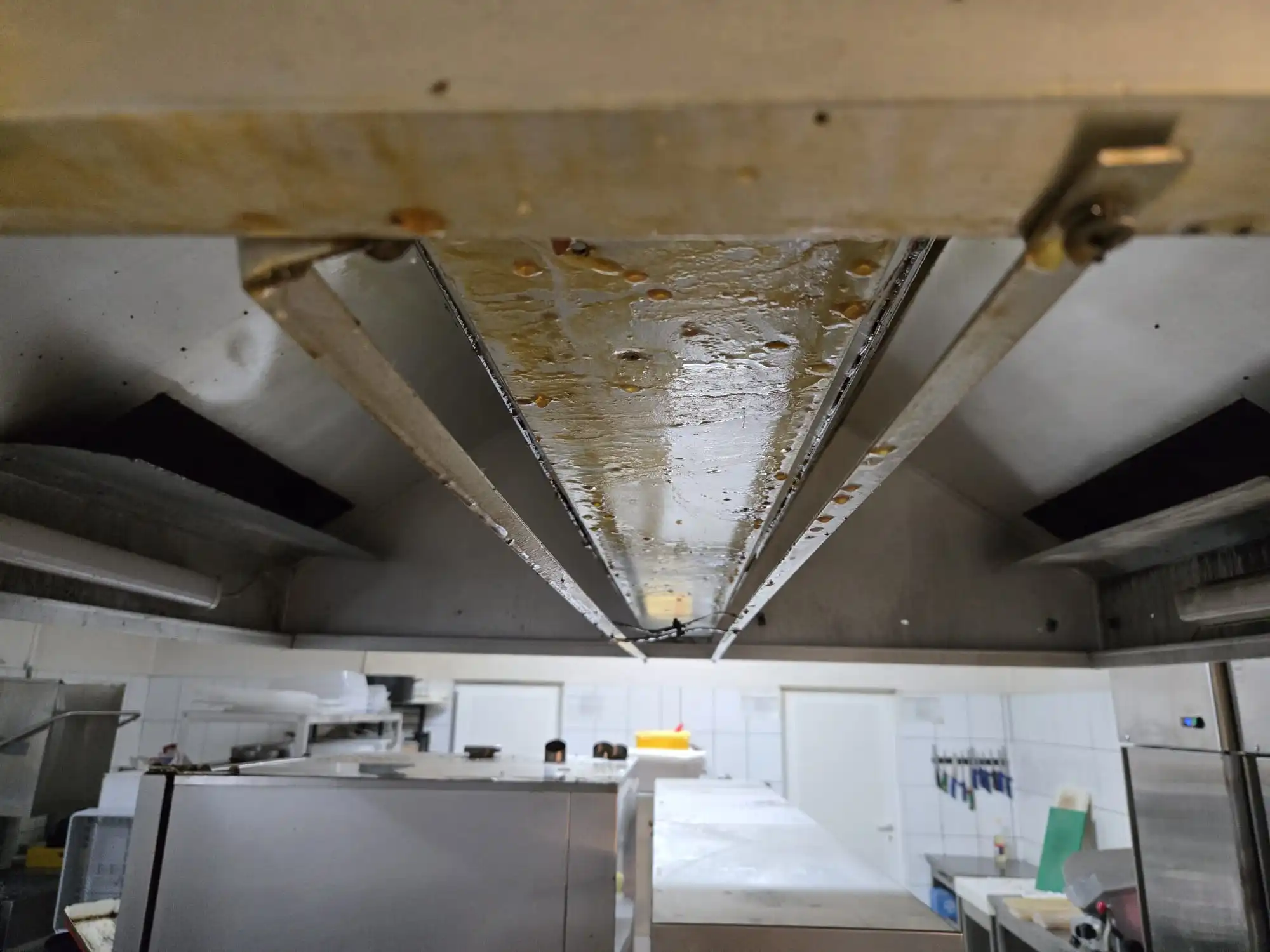Stanje prije čišćenja ventilacijskog sustava
